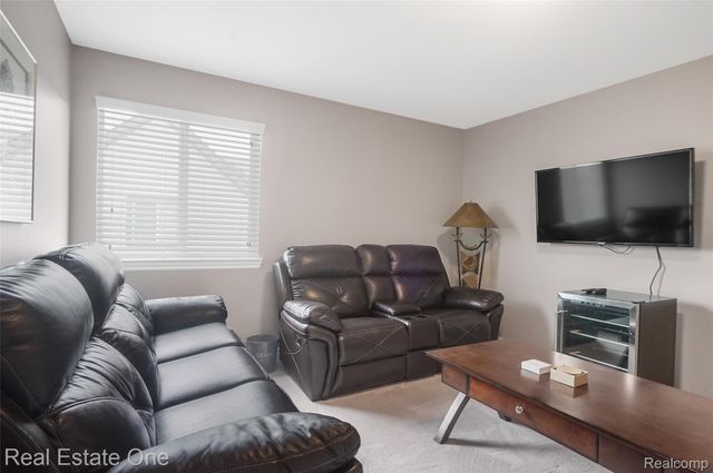26608 Fountain View Boulevard, Chesterfield Township, MI 48051