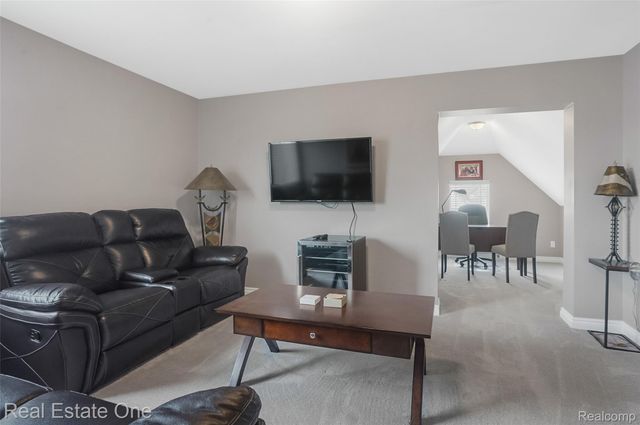 26608 Fountain View Boulevard, Chesterfield Township, MI 48051