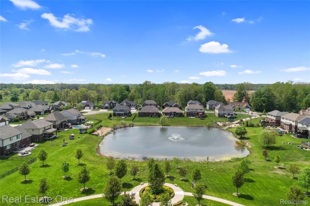 26608 Fountain View Boulevard, Chesterfield Township, MI 48051