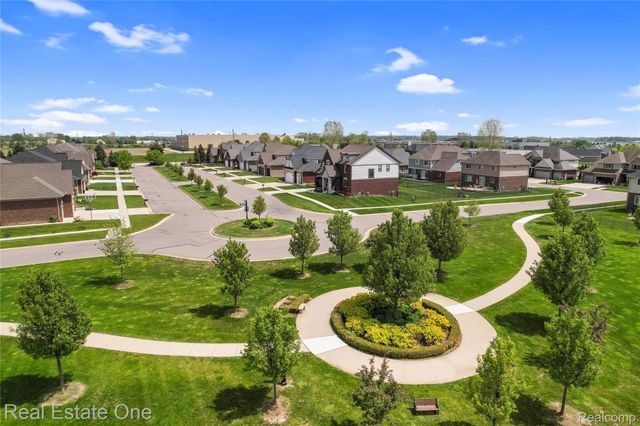 26608 Fountain View Boulevard, Chesterfield Township, MI 48051