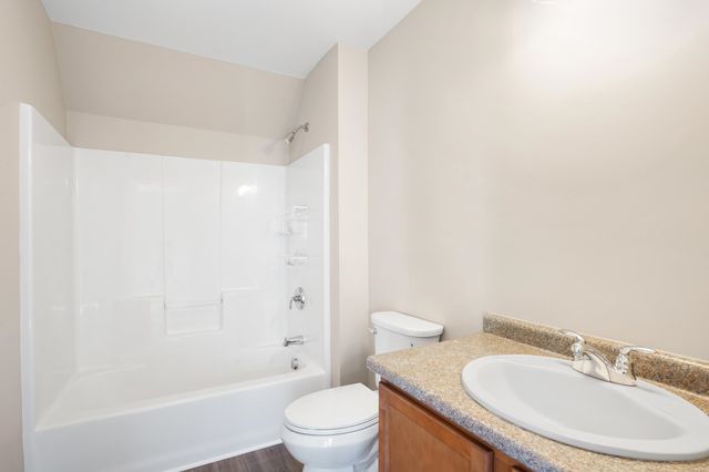 205 Villager Road, Chester, NH 03036