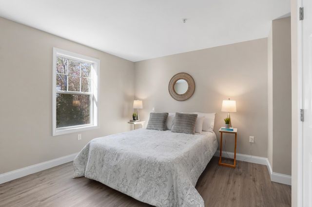 205 Villager Road, Chester, NH 03036