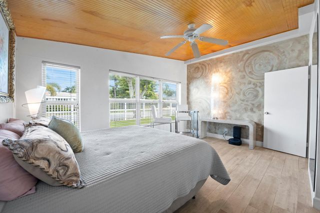 2675 NE 24th Street, Lighthouse Point, FL 33064