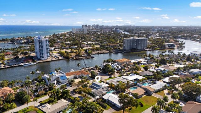 2675 NE 24th Street, Lighthouse Point, FL 33064