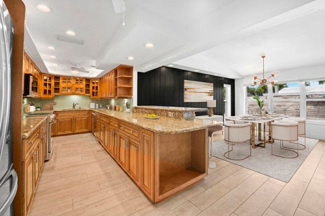 2675 NE 24th Street, Lighthouse Point, FL 33064