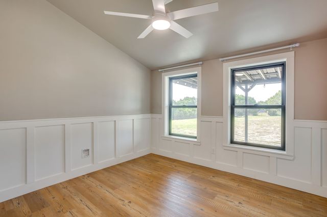 8512 Hilltop Drive, Cleburne, TX 76033