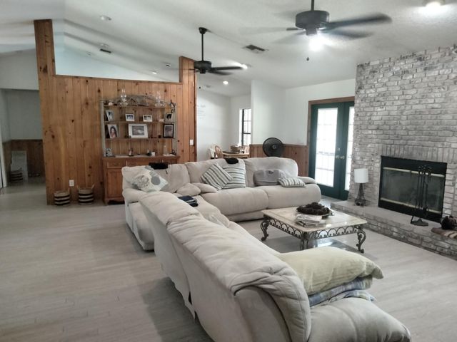 17251 35th Place N, Loxahatchee, FL 33470