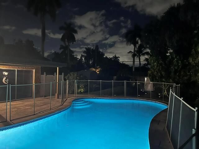 6100 SW 48th Court, Davie, FL 33314