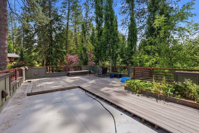 1517 E 19th Ave, Spokane, WA 99203