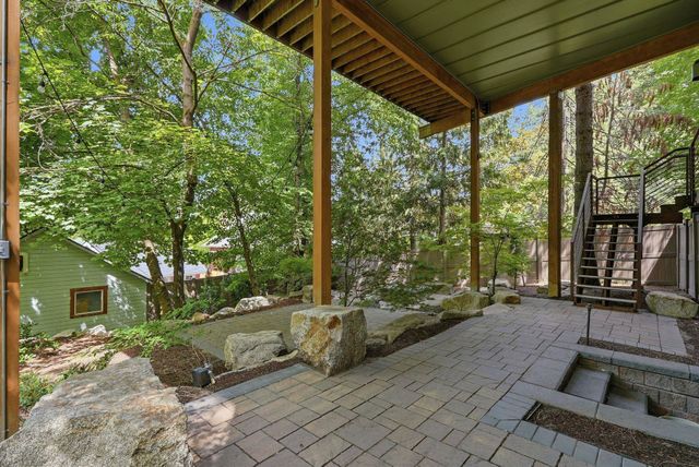 1517 E 19th Ave, Spokane, WA 99203