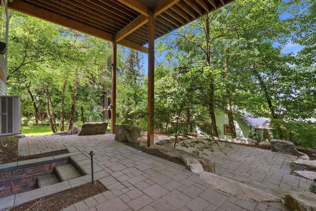 1517 E 19th Ave, Spokane, WA 99203