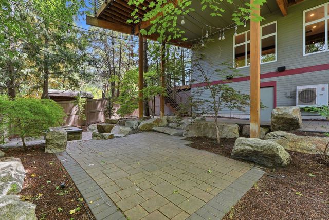 1517 E 19th Ave, Spokane, WA 99203