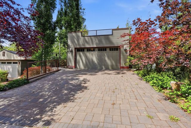 1517 E 19th Ave, Spokane, WA 99203