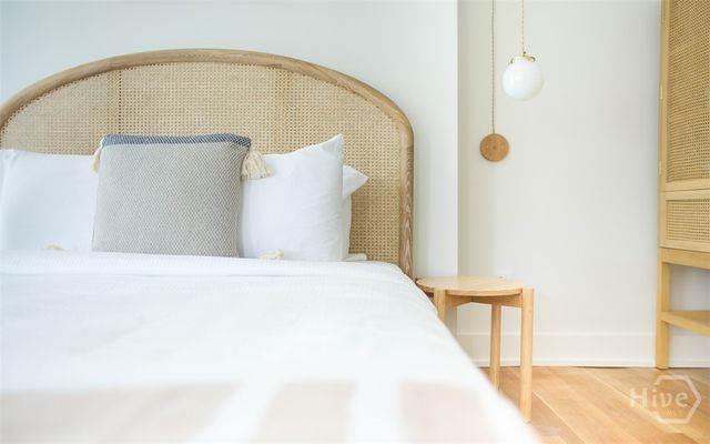 1 E Gordon Street 5, Savannah, GA 31401