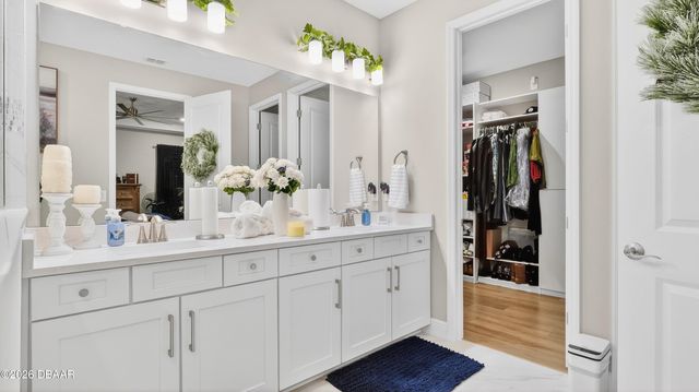 2137 Divot Drive, Daytona Beach, FL 32124