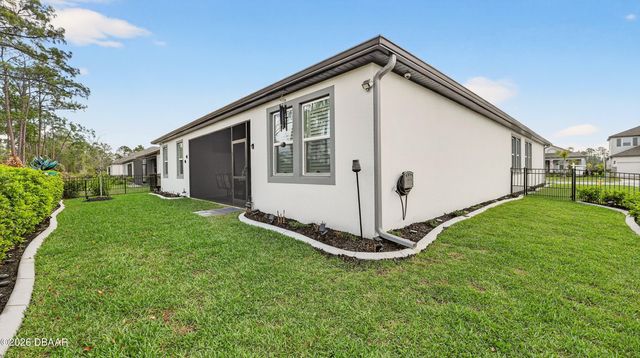 2137 Divot Drive, Daytona Beach, FL 32124