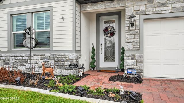 2137 Divot Drive, Daytona Beach, FL 32124