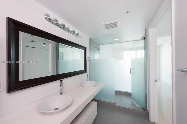 92 SW 3rd Street 2812, Miami, FL 33130
