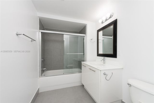 92 SW 3rd Street 2812, Miami, FL 33130