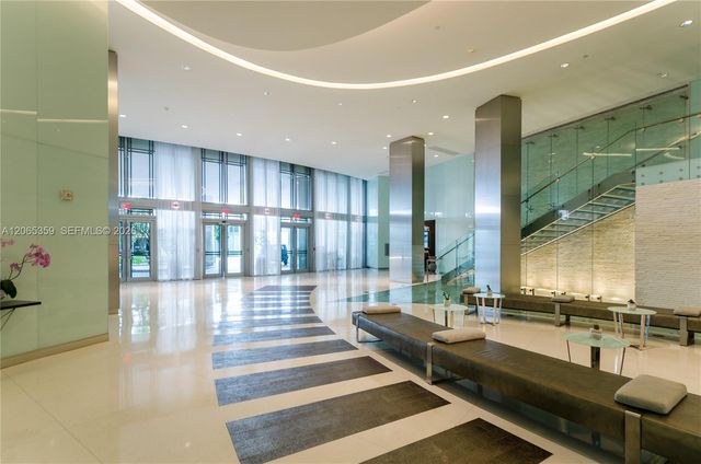 92 SW 3rd Street 2812, Miami, FL 33130