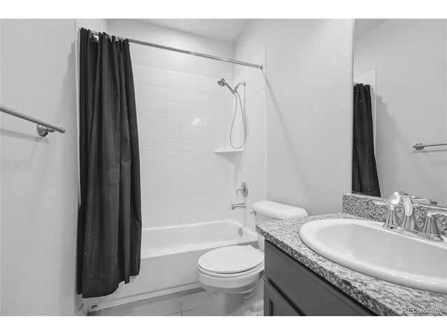 56300 E 25th Ave, Strasburg, CO 80136