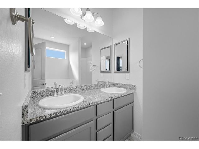 56300 E 25th Ave, Strasburg, CO 80136