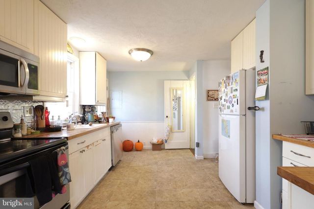 1113 S ATHERTON ST, State College, PA 16801