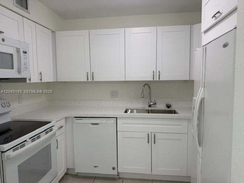 3153 Coral Ridge Dr 3153, Coral Springs, FL 33065