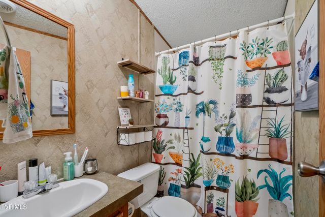 1565 Delta Valley Road, Greeneville, TN 37745
