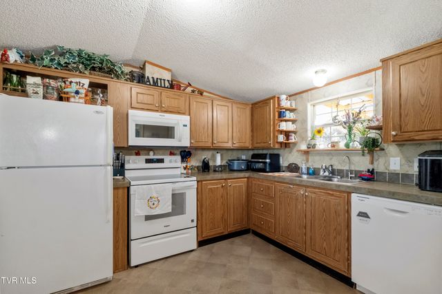 1565 Delta Valley Road, Greeneville, TN 37745