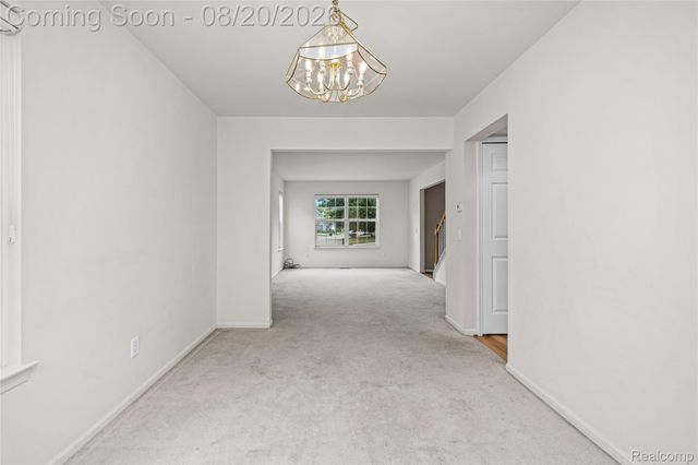 47258 Scarlet Drive N, Novi, MI 48374