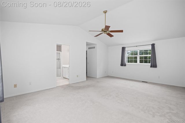 47258 Scarlet Drive N, Novi, MI 48374