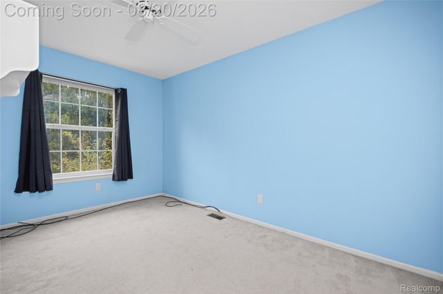 47258 Scarlet Drive N, Novi, MI 48374