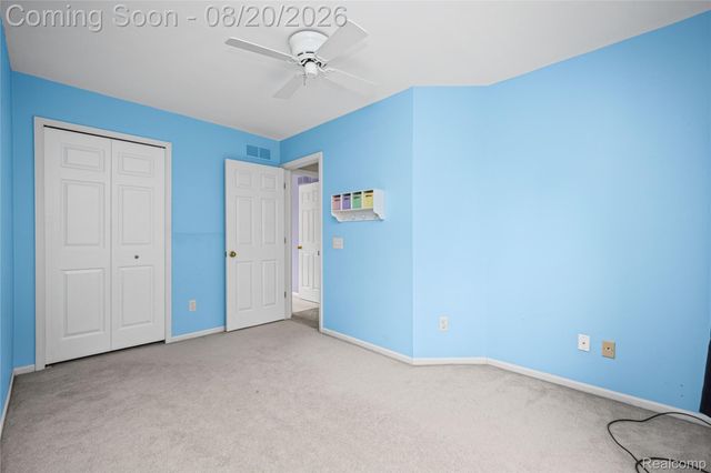 47258 Scarlet Drive N, Novi, MI 48374