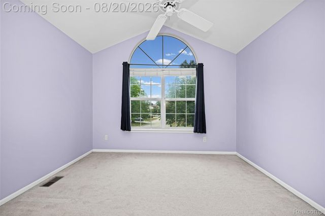 47258 Scarlet Drive N, Novi, MI 48374