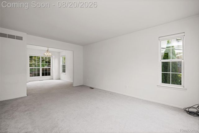 47258 Scarlet Drive N, Novi, MI 48374