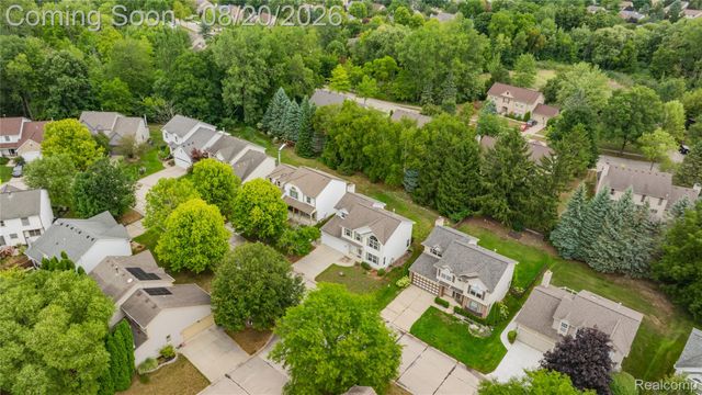 47258 Scarlet Drive N, Novi, MI 48374