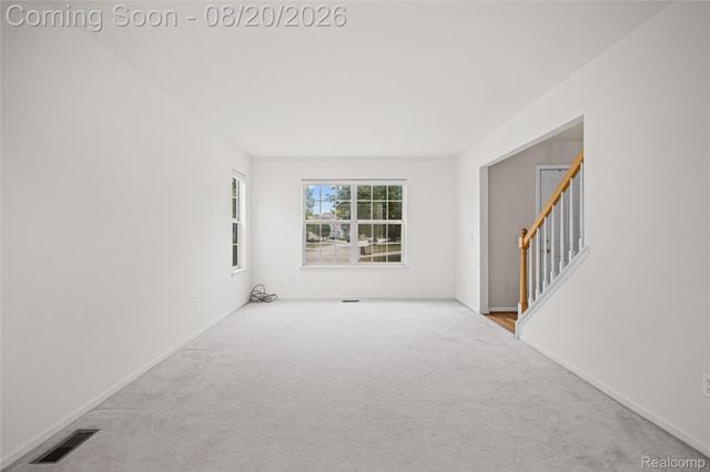 47258 Scarlet Drive N, Novi, MI 48374