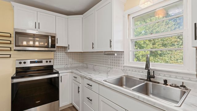 1725 AMELIA ST, Columbia, MO 65201