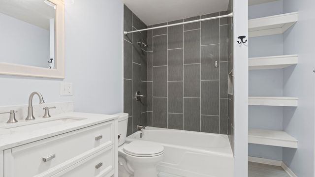 1725 AMELIA ST, Columbia, MO 65201