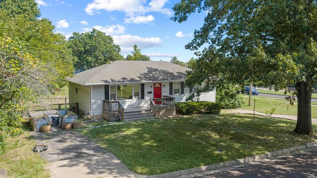 1725 AMELIA ST, Columbia, MO 65201
