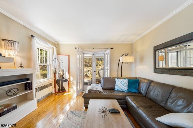 526 Highland Ave, Montclair Twp., NJ 07043