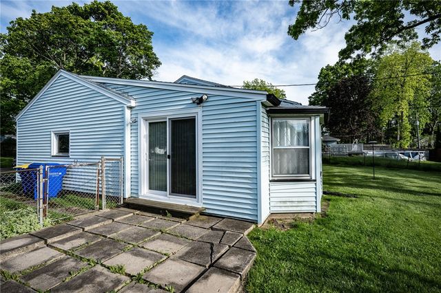 243 Dellwood Road, Greece, NY 14616