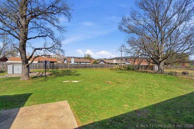 711 E Karma Avenue, Jenks, OK 74037