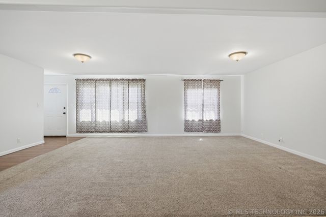 711 E Karma Avenue, Jenks, OK 74037