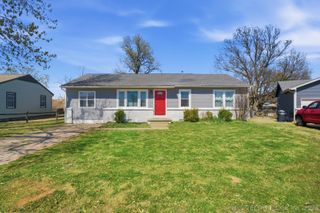 711 E Karma Avenue, Jenks, OK 74037