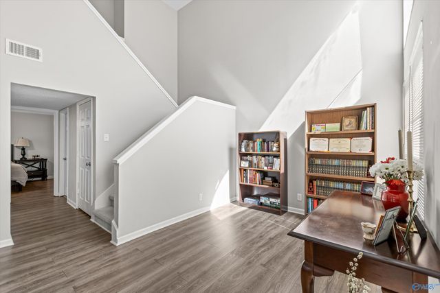 1039 Stones Throw Drive NW 5, Huntsville, AL 35806