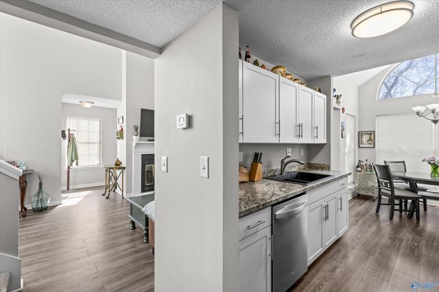 1039 Stones Throw Drive NW 5, Huntsville, AL 35806