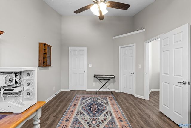 1039 Stones Throw Drive NW 5, Huntsville, AL 35806