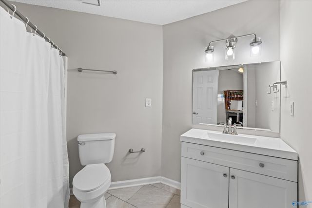 1039 Stones Throw Drive NW 5, Huntsville, AL 35806